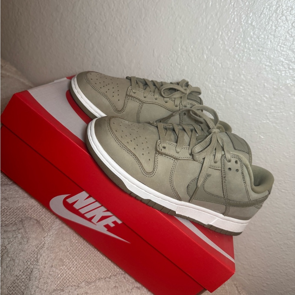 Nike Women’s Sneakers